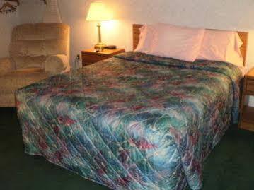 Howard Johnson By Wyndham West Fargo Exterior foto