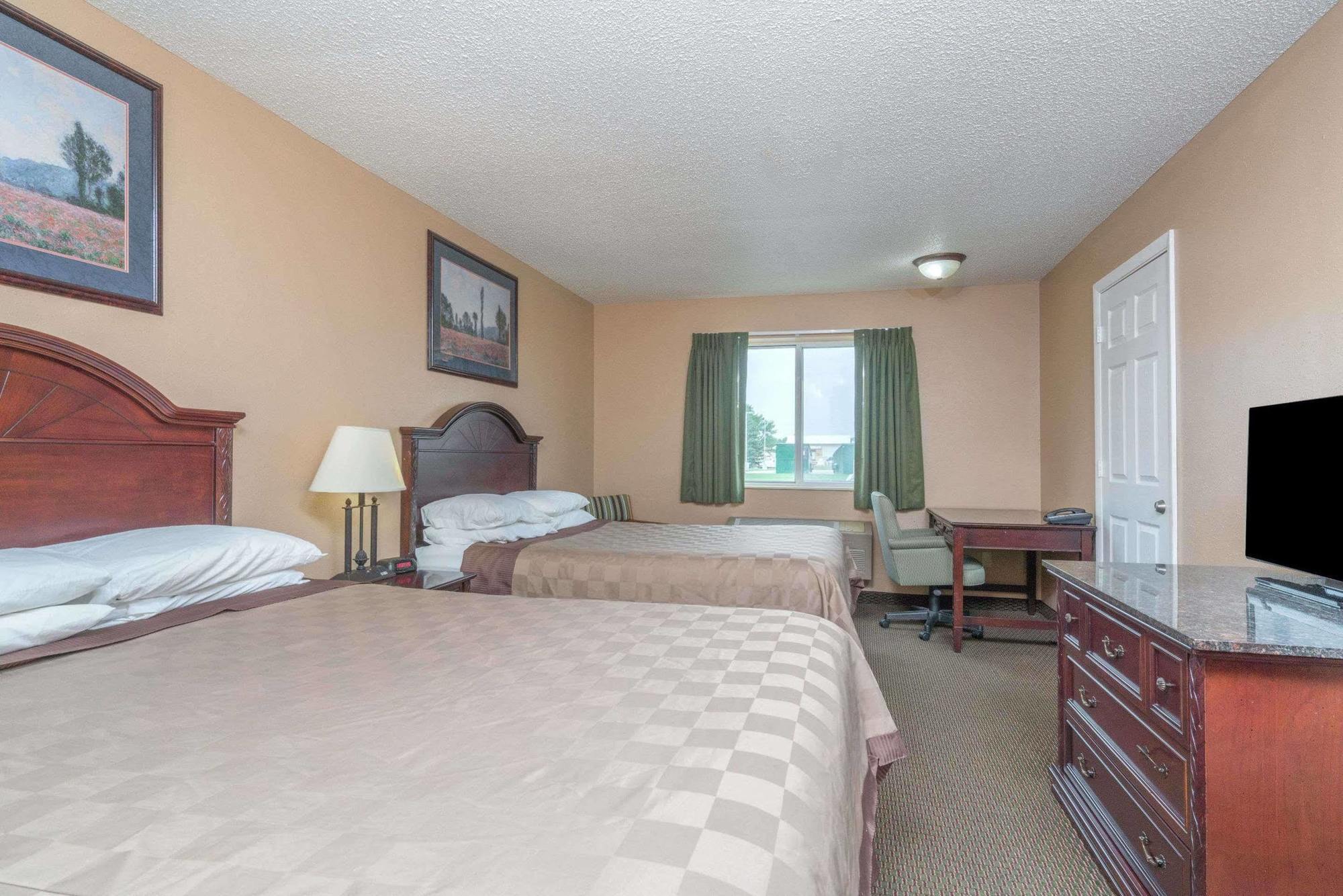 Howard Johnson By Wyndham West Fargo Exterior foto